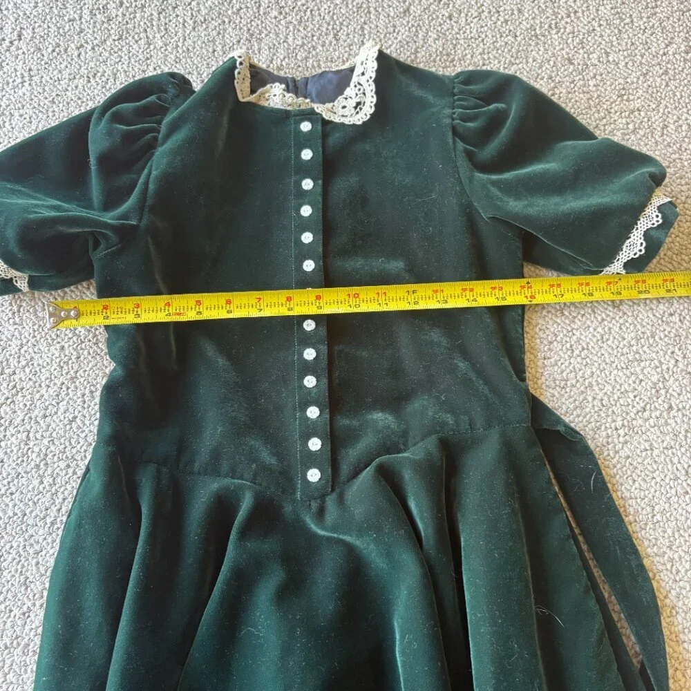 Vintage Pleasant Co Molly Dress Like Your Doll Velvet Girls 12 HTF